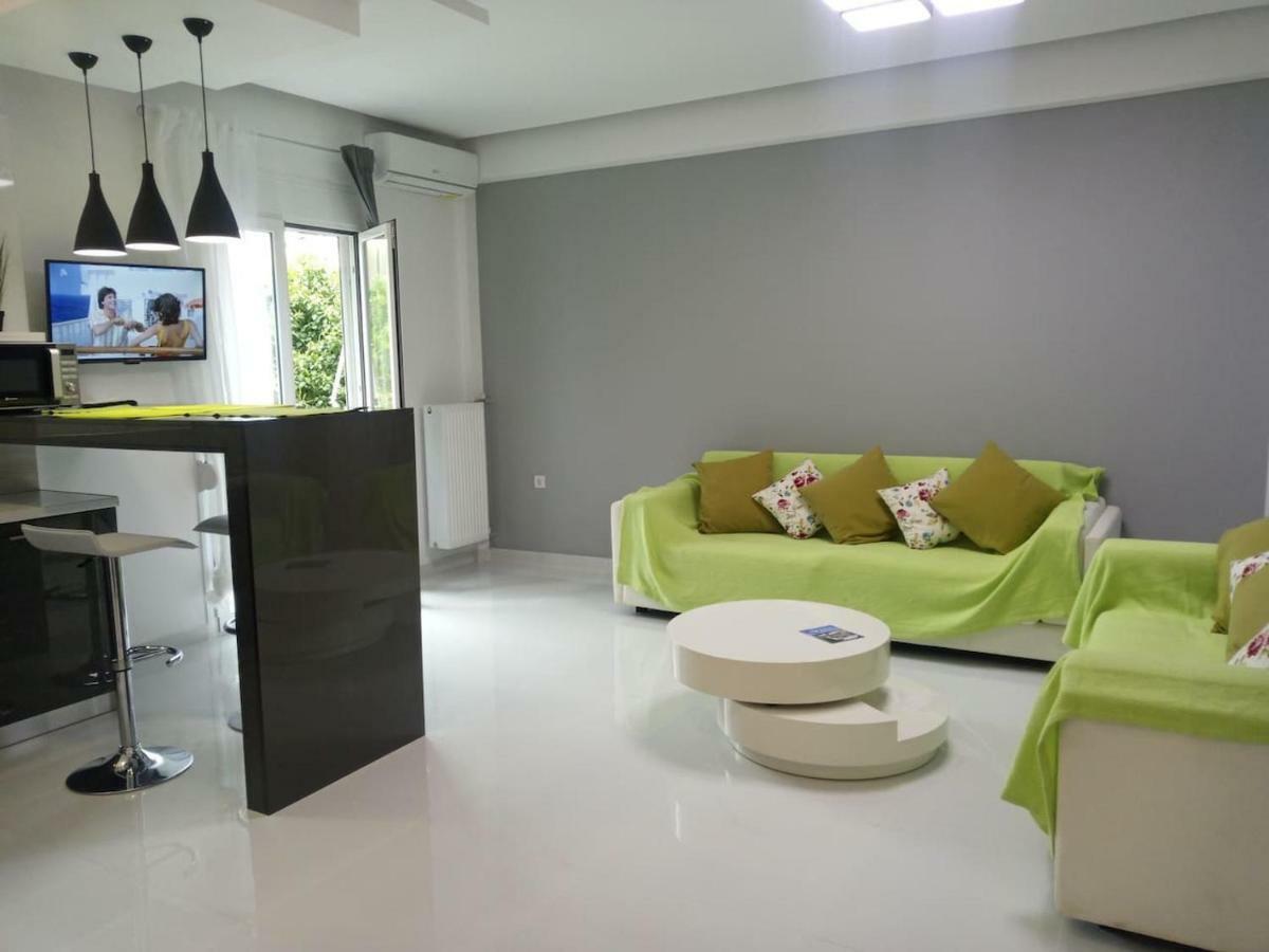 Luxury Apartment Next To The Sea Beach Atenas Exterior foto