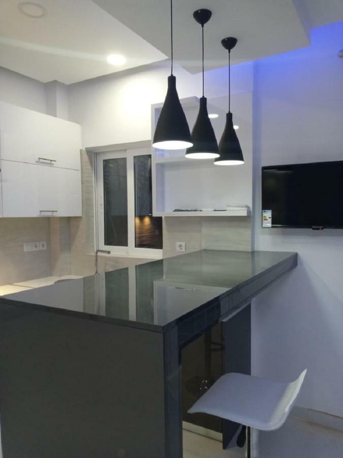 Luxury Apartment Next To The Sea Beach Atenas Exterior foto